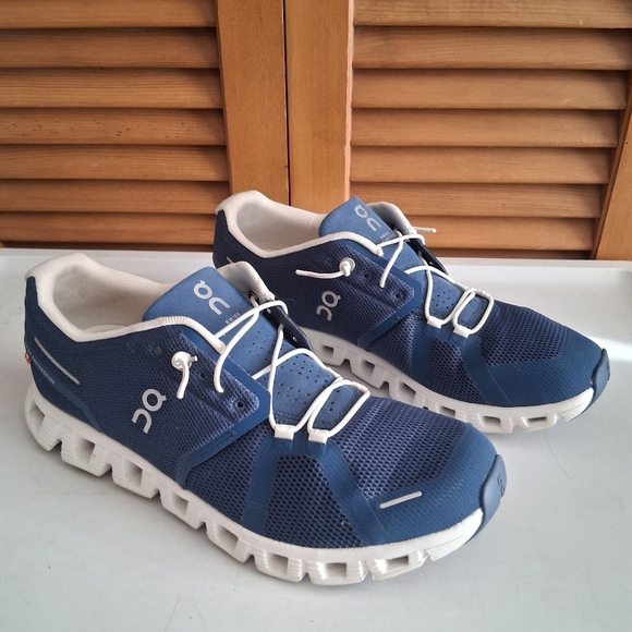 On Cloud 5 Denim / White Women's Running Shoe * Size: 9 - Picture 2 of 8